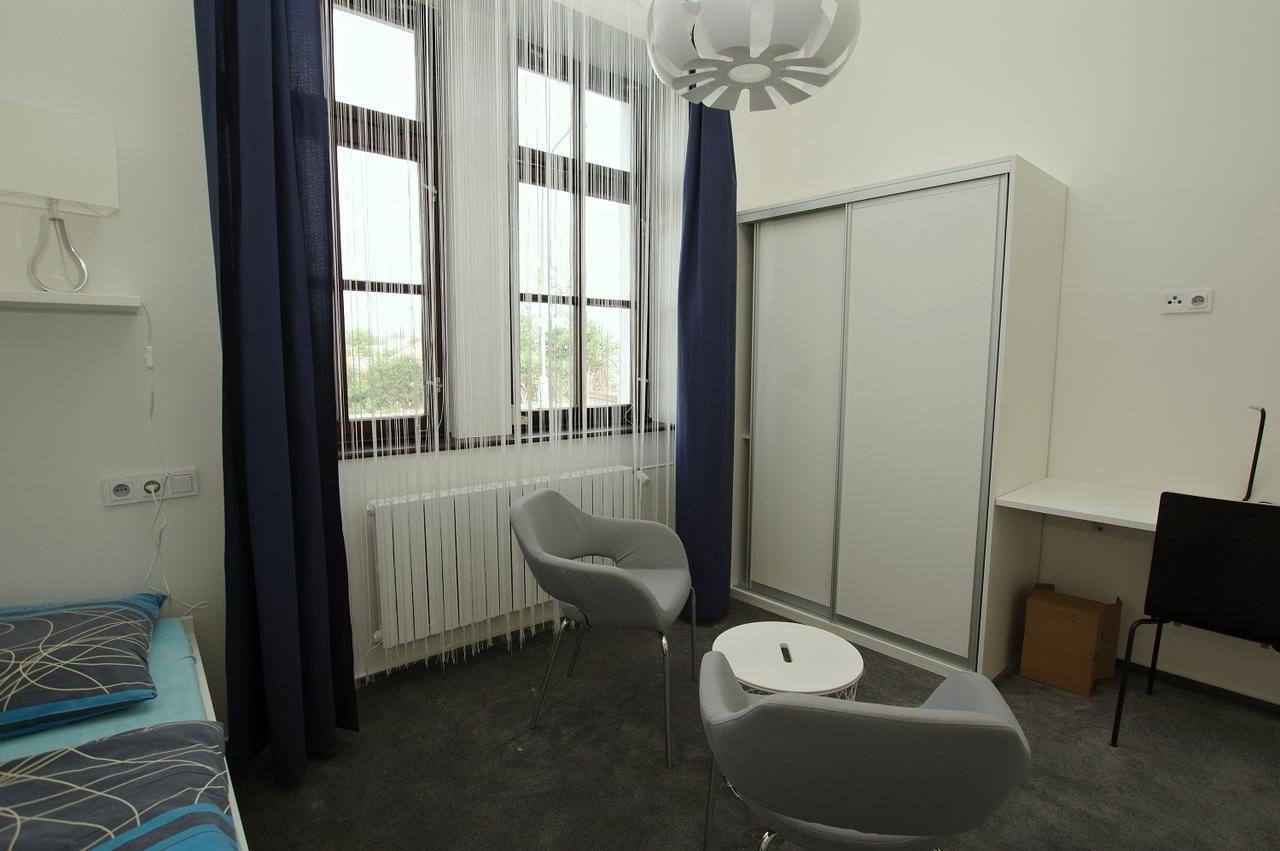 Koleje Zamecek Hotel Lednice Kültér fotó