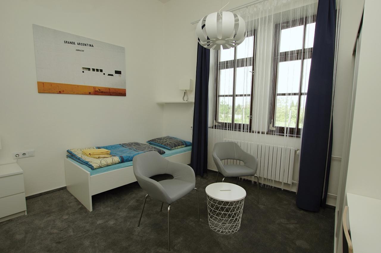 Koleje Zamecek Hotel Lednice Kültér fotó